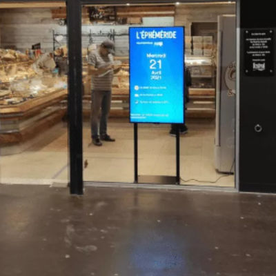 43 Inch Double Sided LCD Screen Module Advertising Floor Dual Sided Window Kiosk